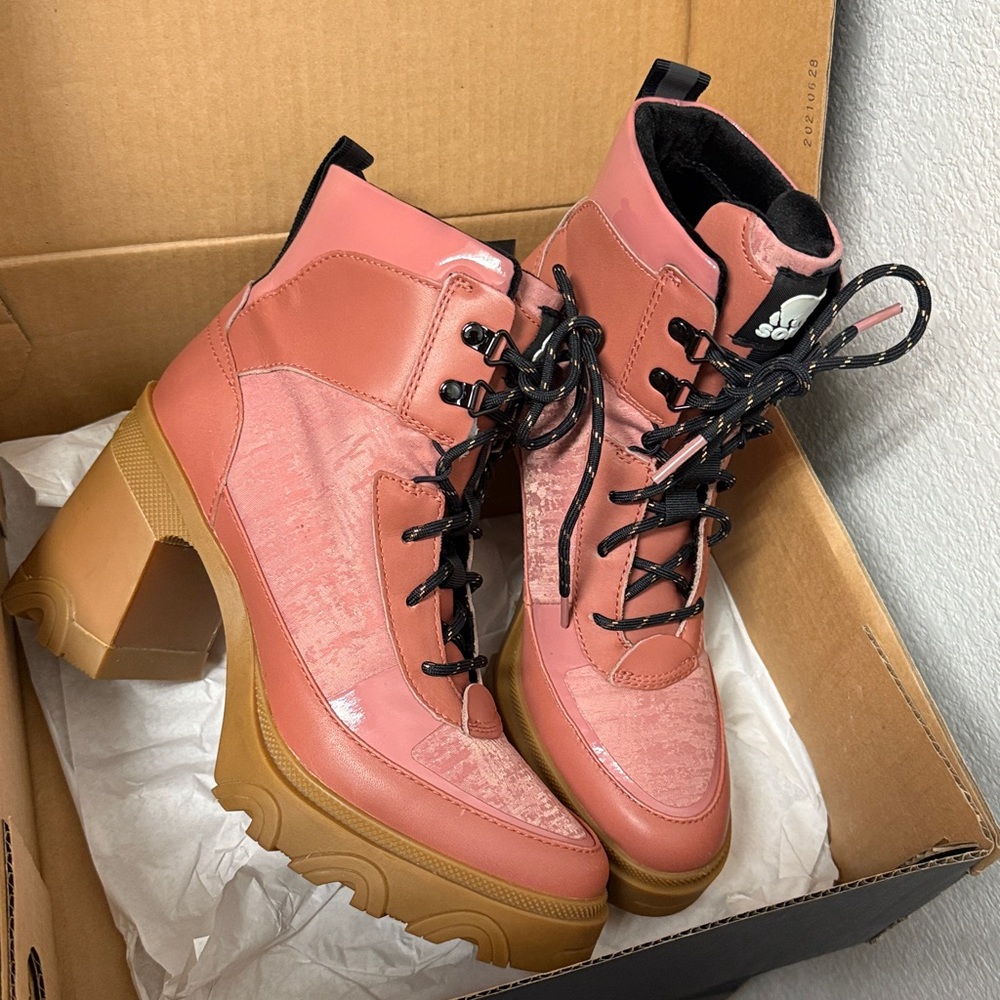 Sorel Brex Heel Lace Lux Woman's Sizes 7.5 Waterproof Rain Boot Sandy Clay - Picture 5 of 11